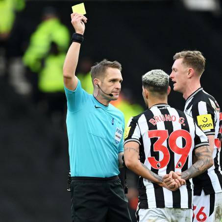 Craig Pawson S'ton ref image 