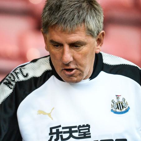 peter-beardsley-thumbs-up