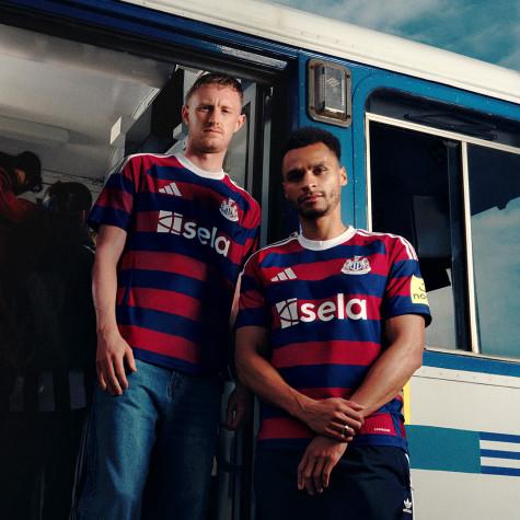 New Away Kit Carousel Image 3