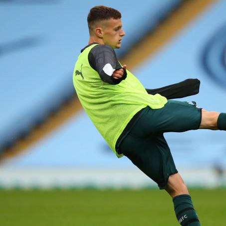 tom-allan-warm-up-man-city