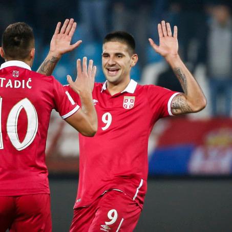 aleksandar-mitrovic-scores-for-serbia